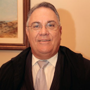 Des. Frederico Ricardo de Almeida Neves